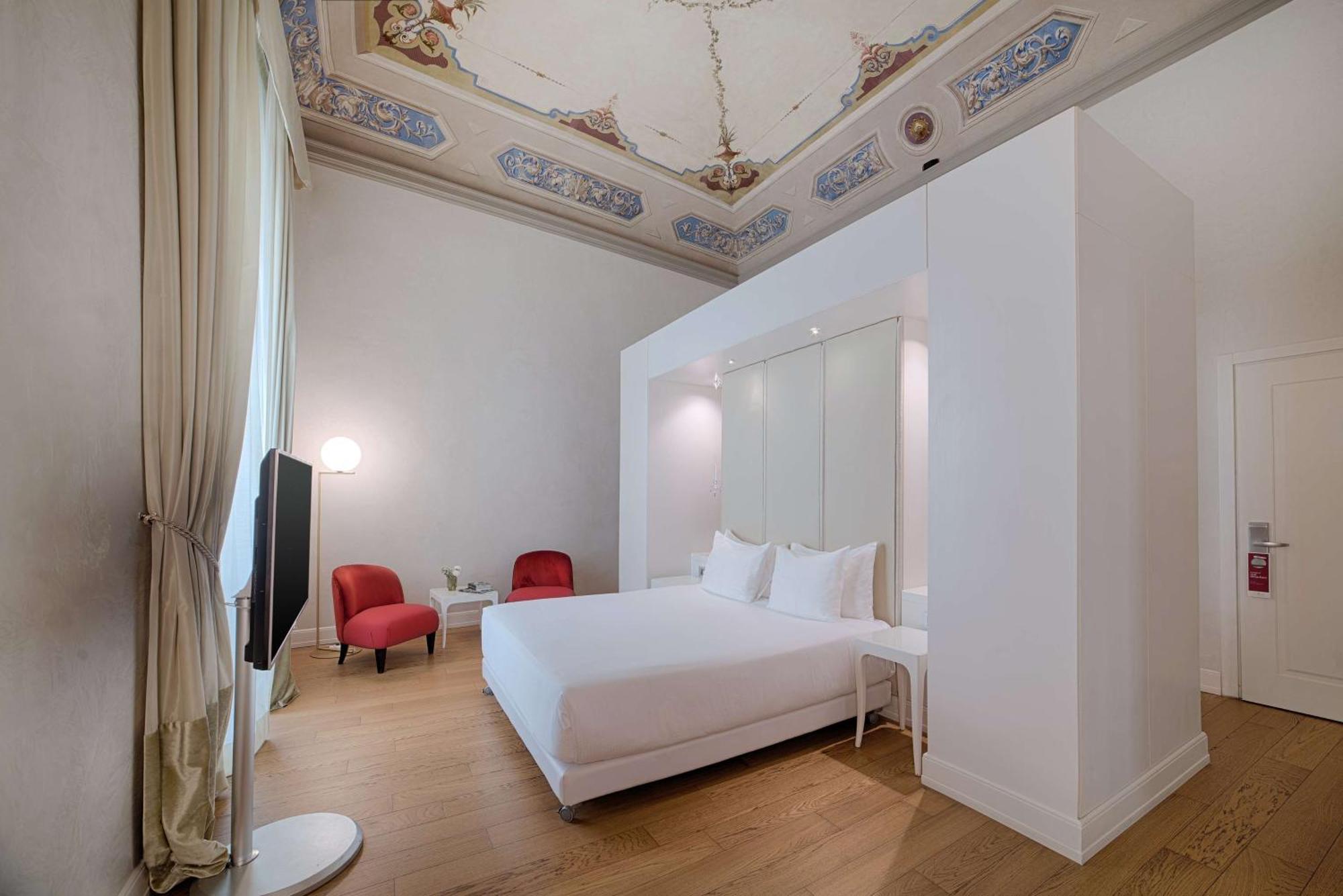 Nh Collection Porta Rossa Hotel Florença